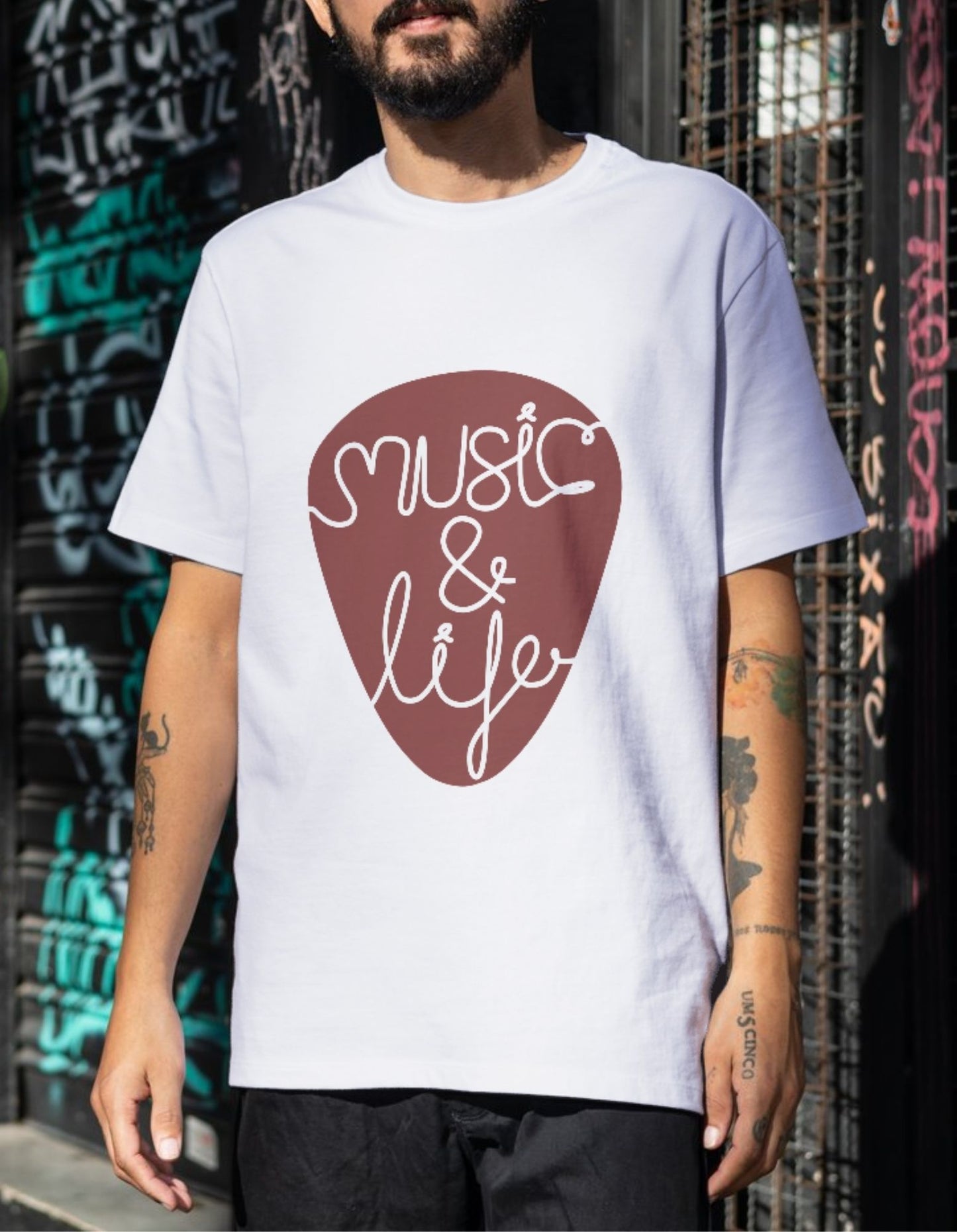 Tricouri personalizate muzica – designuri pentru iubitorii de muzica si artisti